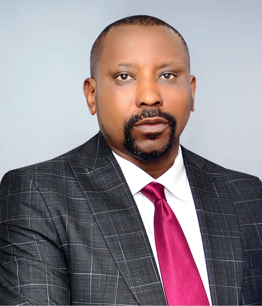 Sir, Daniel Odoviano Oniko